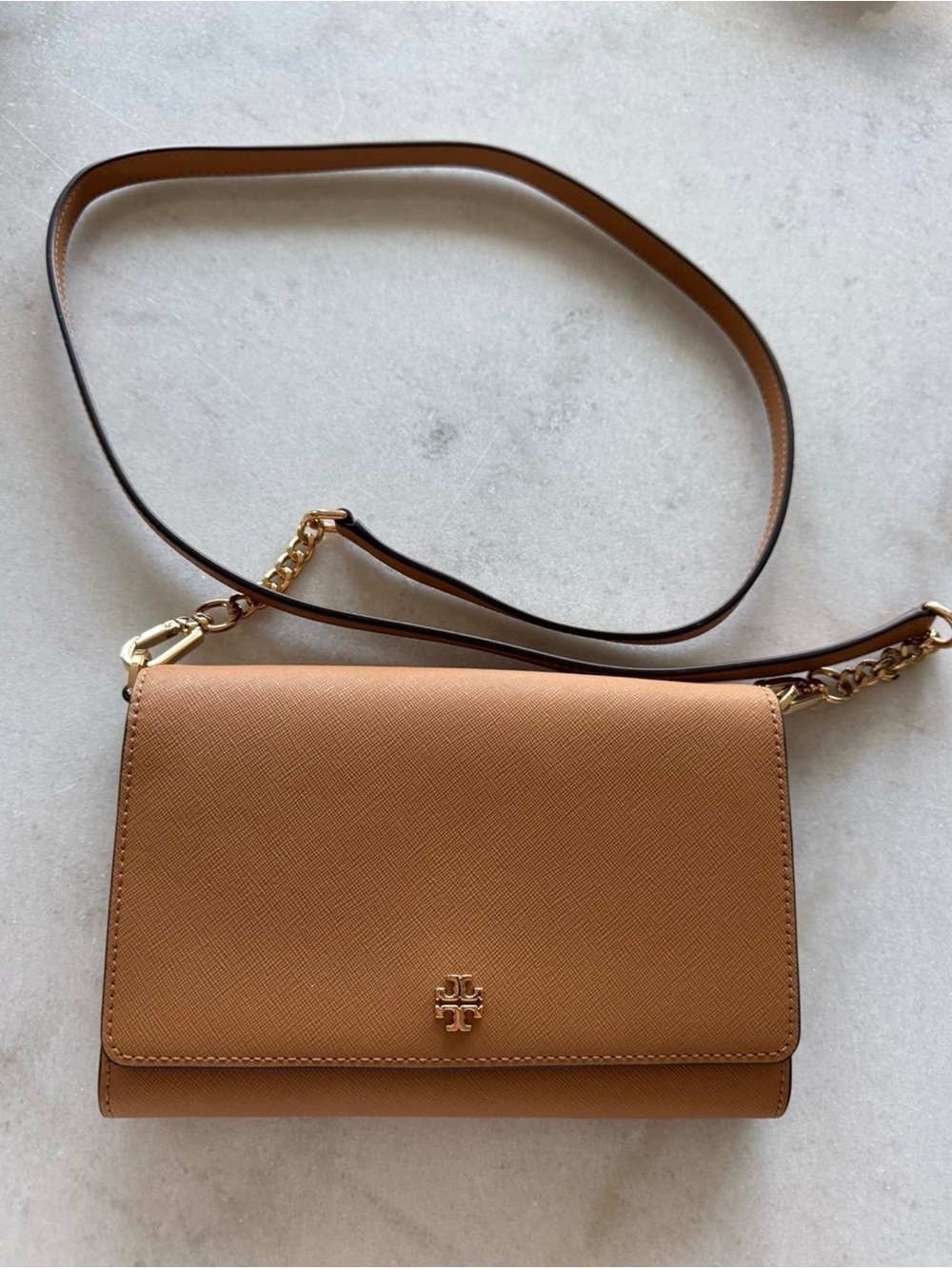 Tory Burch Emerson wallet on chain - Tan Saffiano Leather